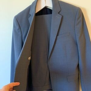 Slim fit Express Suit